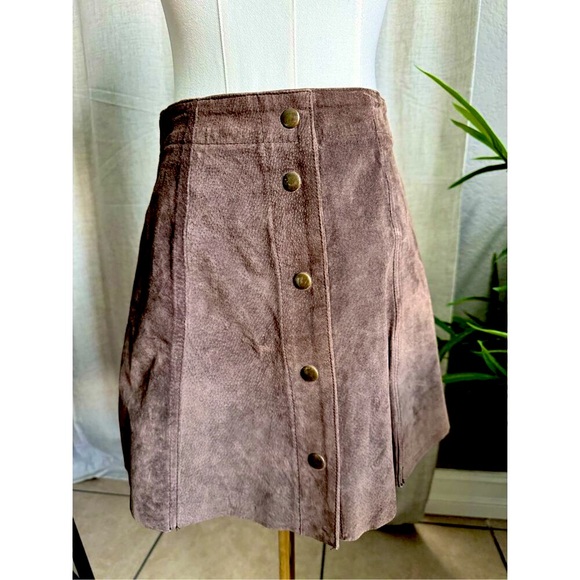 Vtg Wet Seal 100% Leather Suede Chocolate Brown Mini Skirt Y2K Sz 3/25 Boho Edgy - Picture 1 of 13